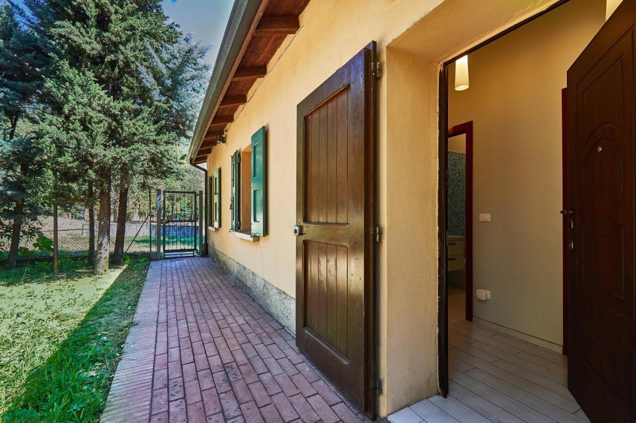 Carlotta Fiera Suite Bologna Exterior foto